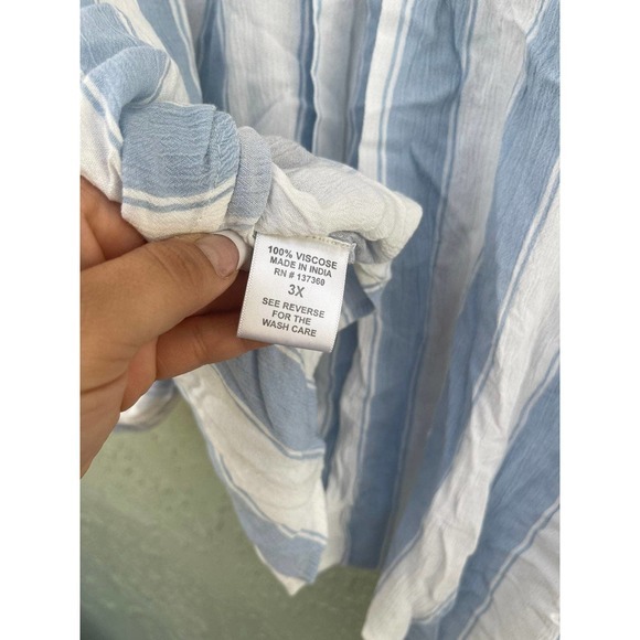 Truth‎ NYC blue & white front knot blouse size 3X - Picture 6 of 7